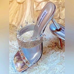 Steve Madden Clear Oxedo Sparkly Rhinestones Slip-on Studded Silver Heels